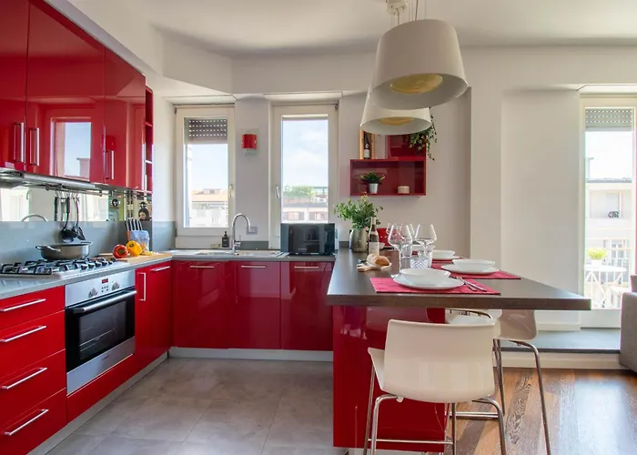 Ruby House 53 *